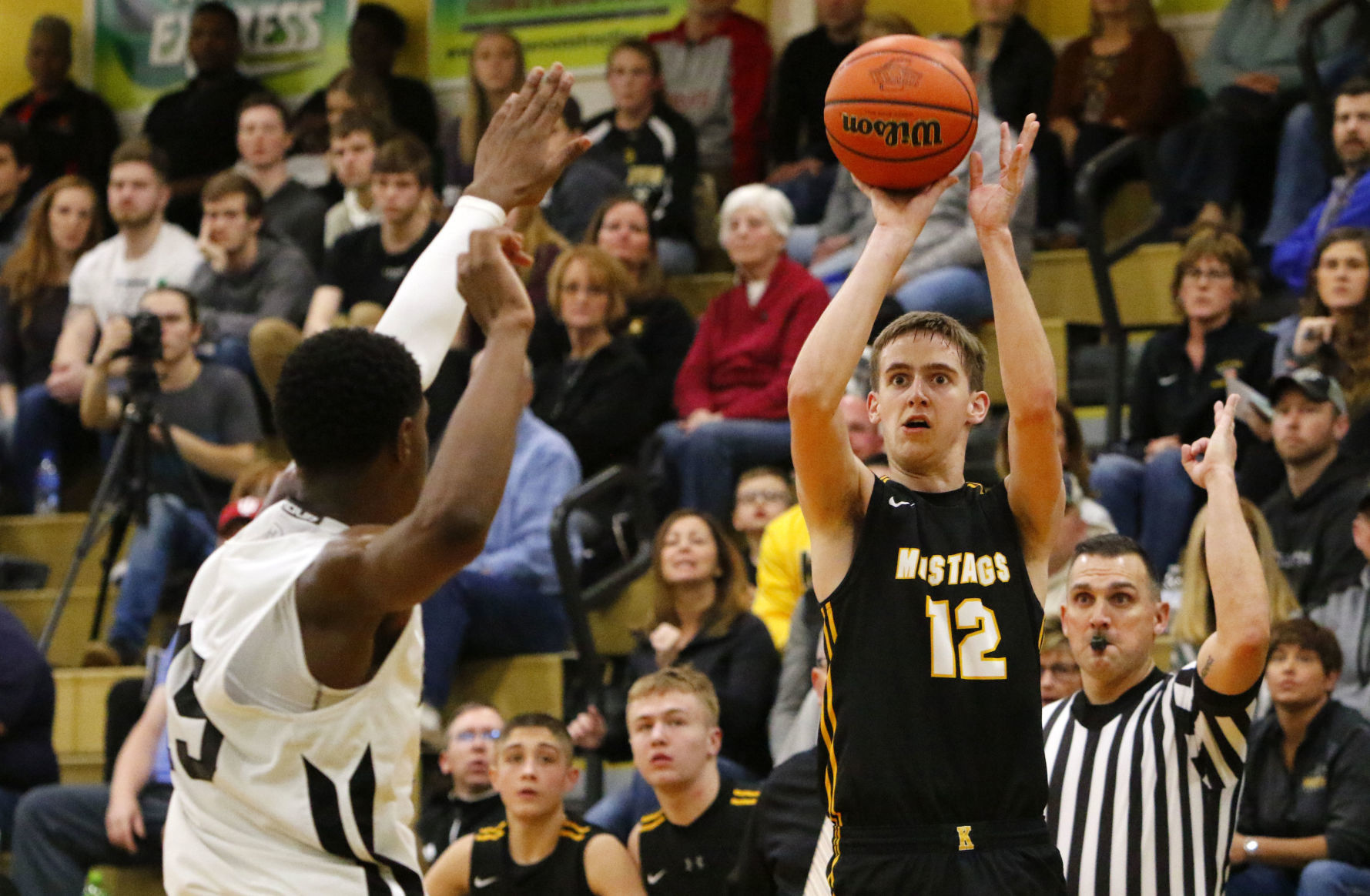 Boys basketball Class A sectional final - Kouts vs. 21st Century